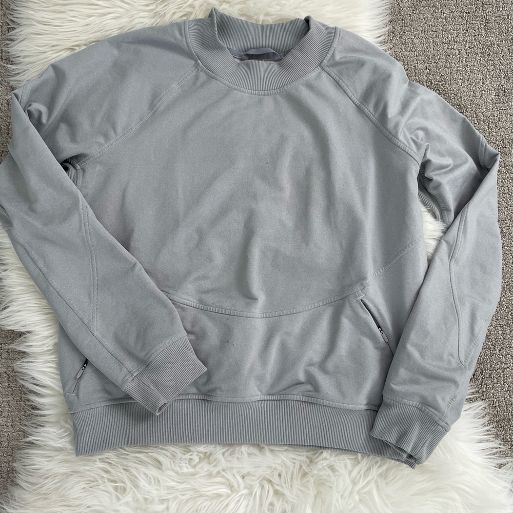 Lululemon women’s Gray Sweater
